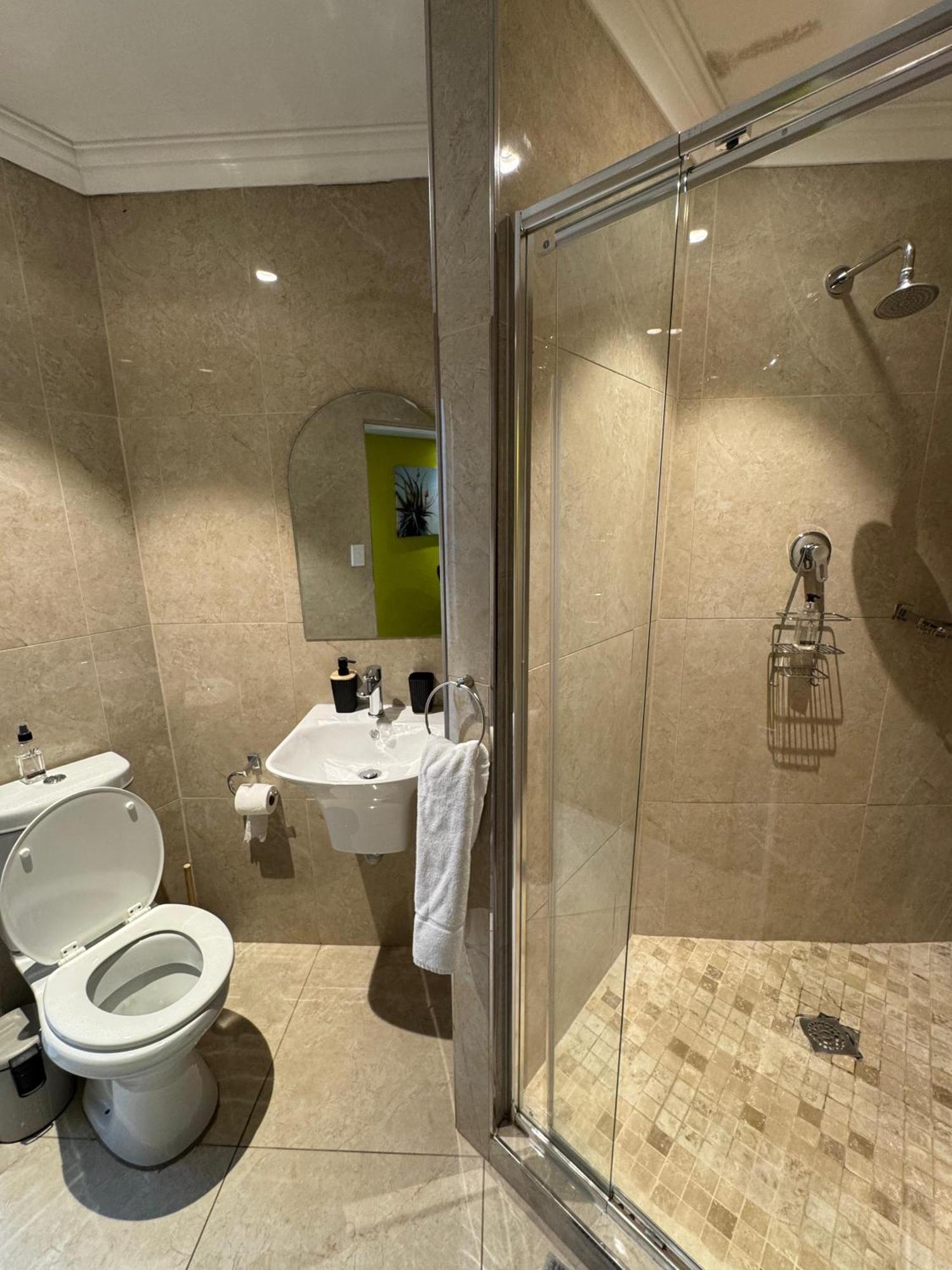 Beth El Guesthouse 布历根非尔 外观 照片