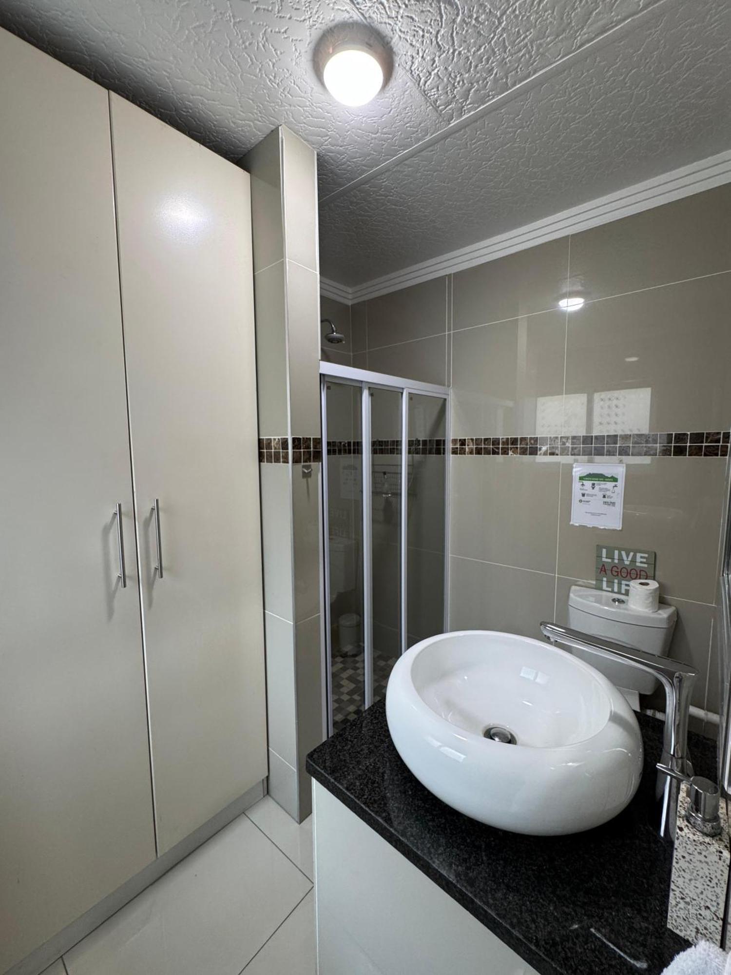 Beth El Guesthouse 布历根非尔 外观 照片