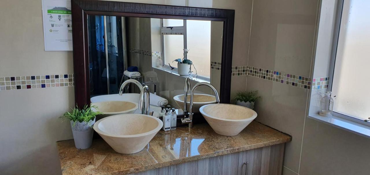 Beth El Guesthouse 布历根非尔 外观 照片